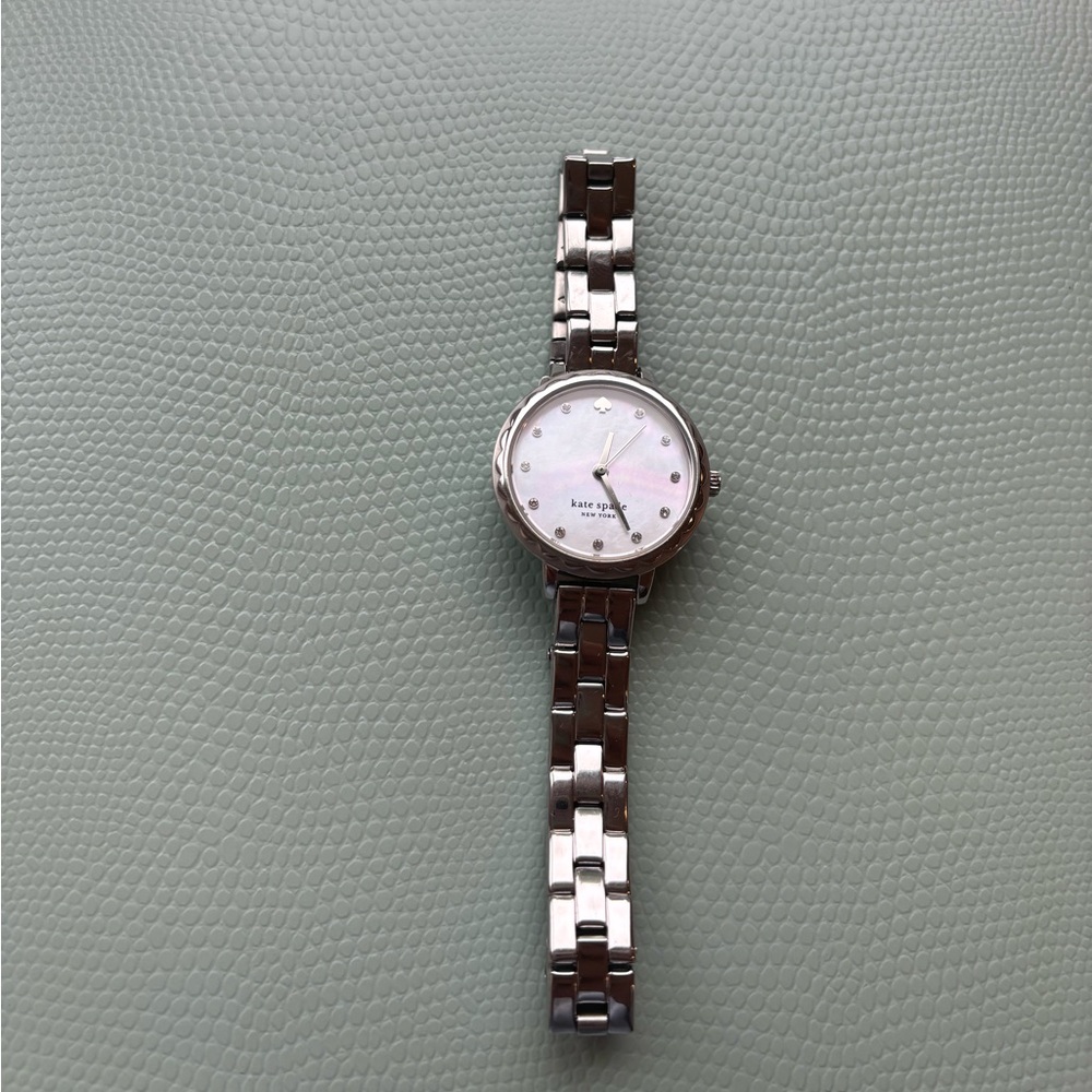 Kate Spade New York Metro Slim Women's Watch with Stainless Steel Silver
